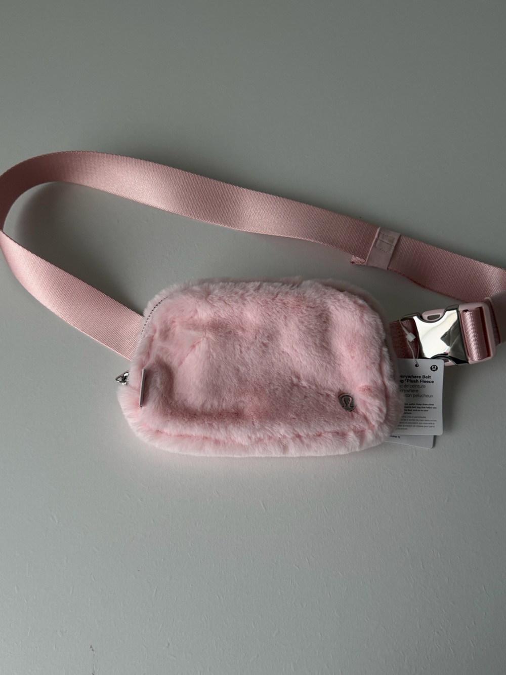 NWT Lululemon Everywhere Plush Belt Bag